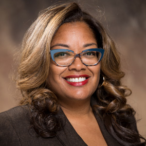 Sharon Thomas, Assistant Dean, Recruitment, Admissions and Financial Aid, and Clinical Assistant Professor